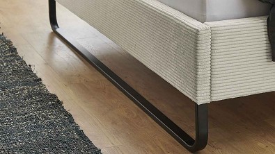 Čalouněná postel SWING Biege 180x200cm manželské dvojlůžko