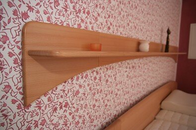 Rampa nad postel z masivu trojdílná - Volitelná délka 210-290 cm (podle šíře postele) Obrázek