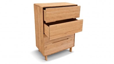 Dřevěná komoda z masivu GRADO 