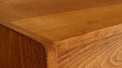 Dřevěná komoda z masivu PATTI 4 zásuvky