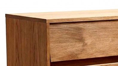 Dřevěná komoda z masivu VENTI 4 zásuvky