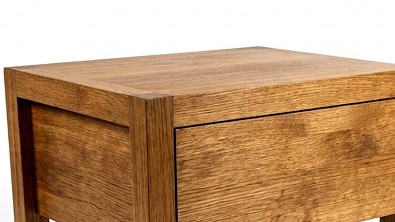 Designový noční stolek z masivu MODO