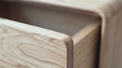 Designový noční stolek z masivu GRADO DUO