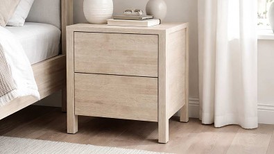 Noční stolek z masivu LUNA DUO
