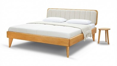 Postel z masivu CALDERA s čalouněním bílá