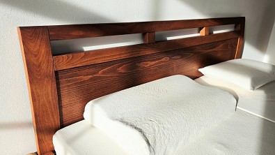  Postel z masivu BREMA