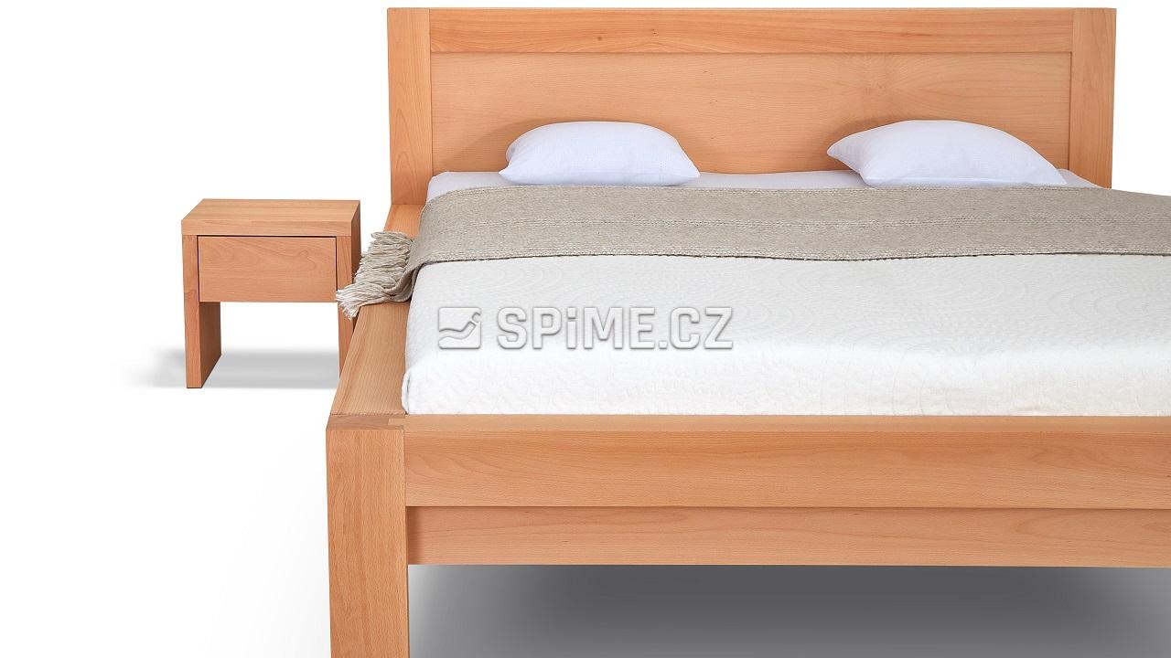 Dřevěná postel z masivního buku CAPRI, čelní pohled