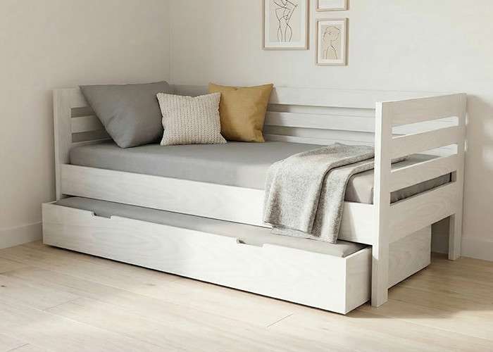 Postel z masivu GARBIELA - buk masiv