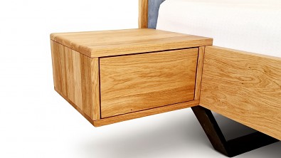 Dřevěný noční stolek z masivu Postelia LEVANTE, BUK 35x35 cm