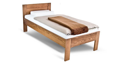 Postel z masivu TRIO Postel z masivu TRIO