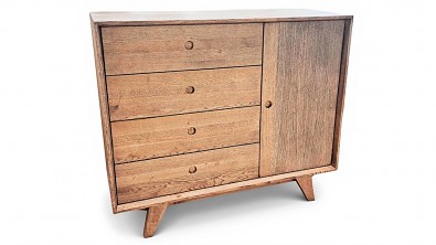 Dřevěná komoda z masivu Postelia ROMA 4 zásuvky