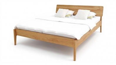 Designová postel Postelia ARONA Buk 180x200cm - dřevěná postel z masivu o šíři 4 cm