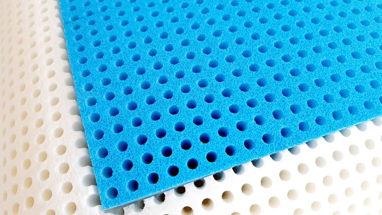 Polštář Postelia VISCO FRESH AIR 73x42 cm chladivý z líné pěny Obrázek