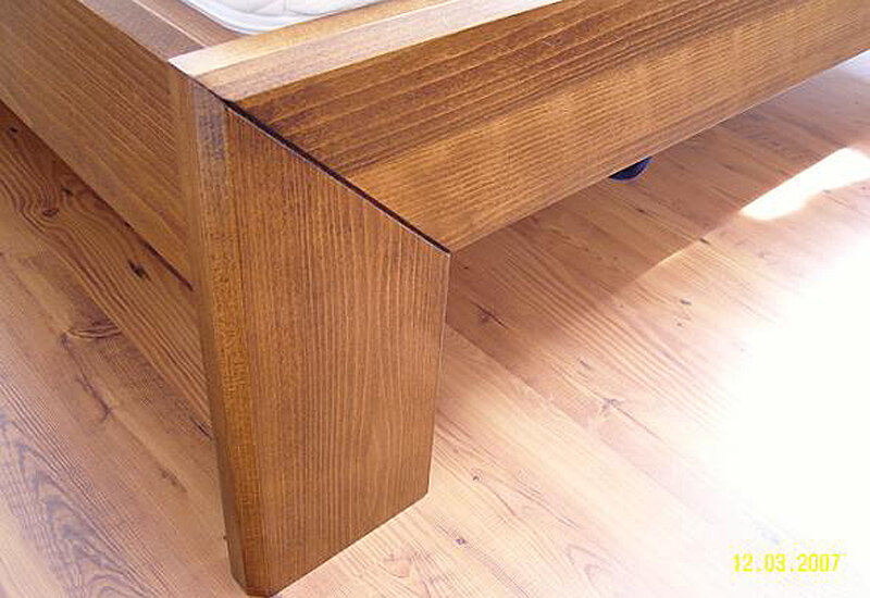 Postel Postelia PLUTO Buk 180x200 - dřevěná postel z masivu o šíři 4 cm (obrázek 8)