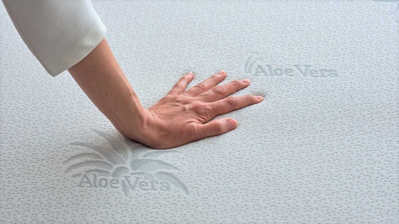 Zdravotní matrace Postelia VISCO KOMFORT DUO HARD 220 x 90 cm (obrázek 8)